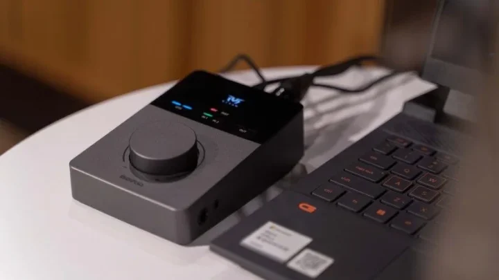 MIDIPLUS TITAN Q3 聲卡