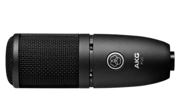 AKG P120 電容式麥克風情境圖 AKG P120 電容式麥克風使用情境圖