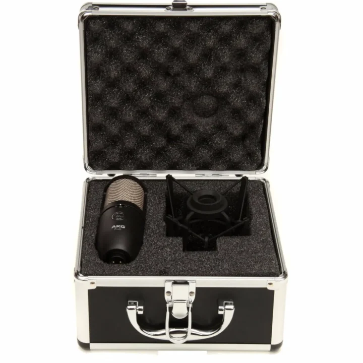 AKG P420 電容式麥克風與收納箱配件圖