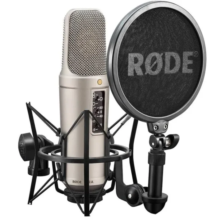 RØDE NT2-A 電容式麥克風與防震架套組