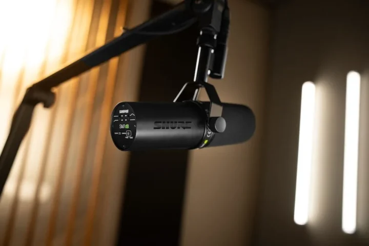 SHURE SM7dB 商品圖 2 SHURE SM7dB 麥克風情境圖