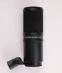Zoom ZDM-1 動圈麥克風安裝於桌上支架